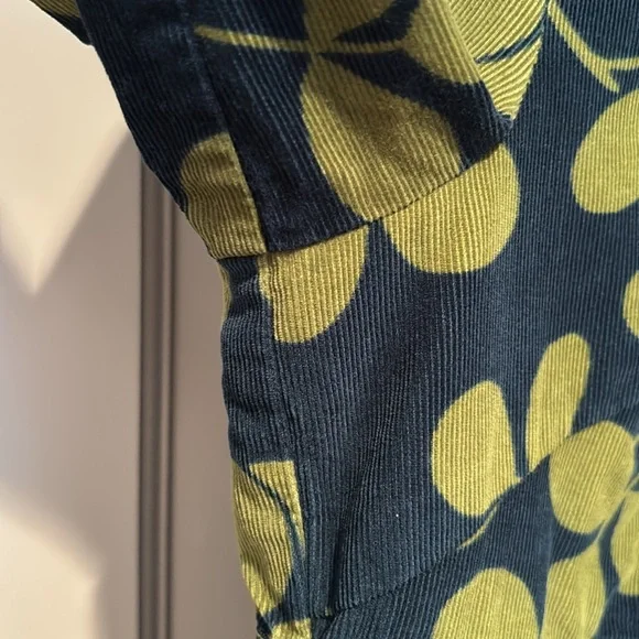 Boden 100% cotton scoop neck corduroy dress with leaf print in blue and green - Picture 3 of 16